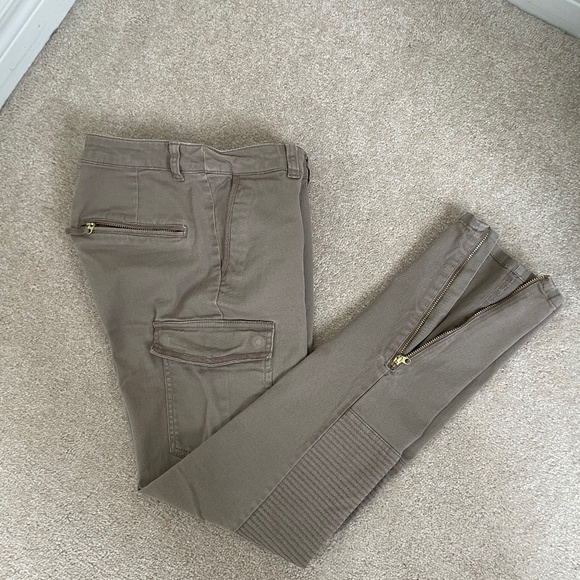 Cargo pants - Picture 1 of 2